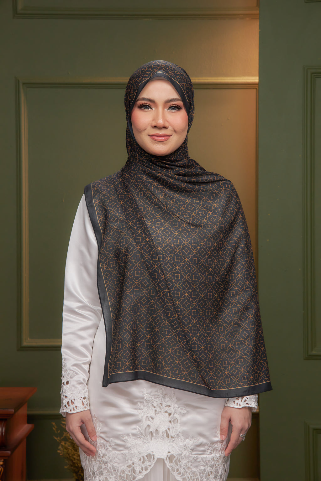 Shawl | Signature Classic