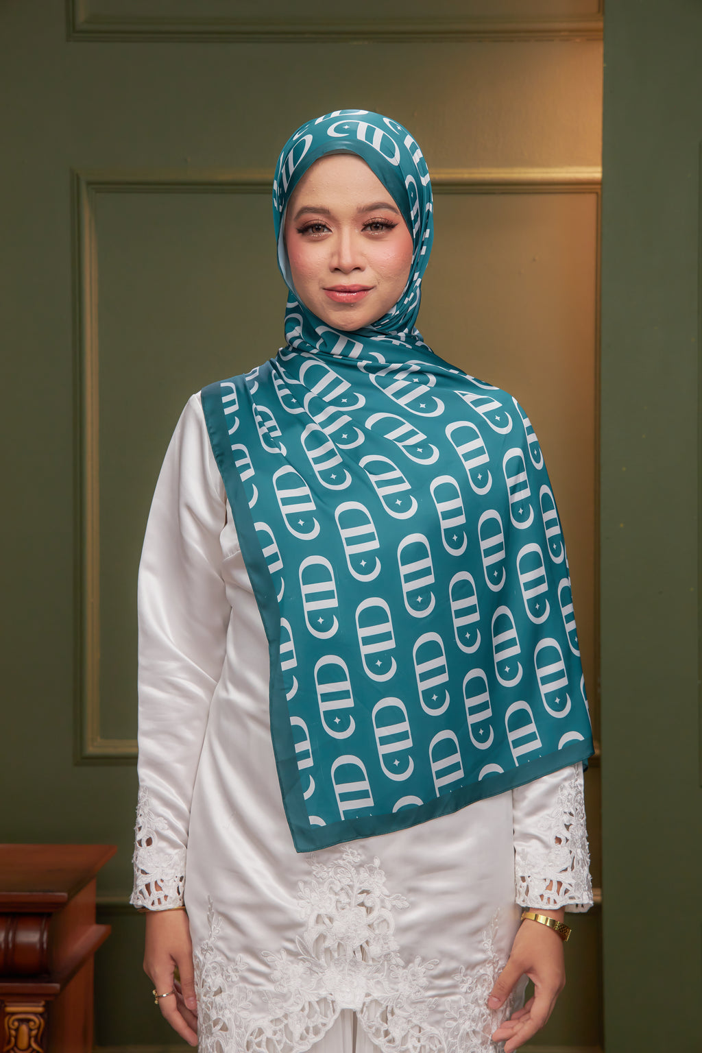 Shawl | Signature Lux